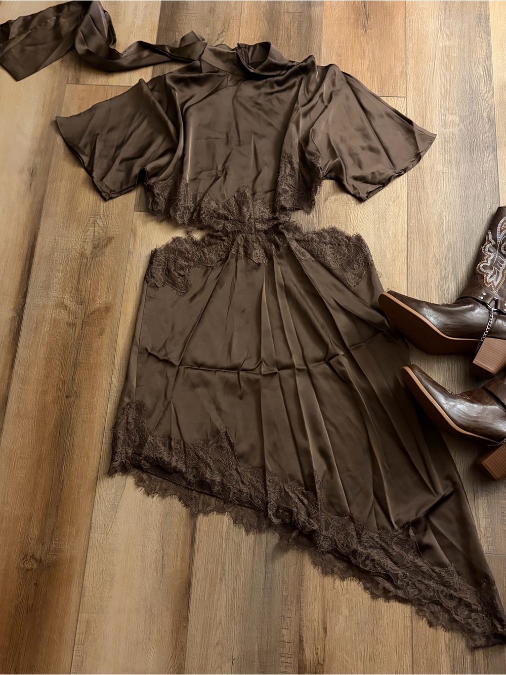 Women's Brown Lace-Trim Midi Dress